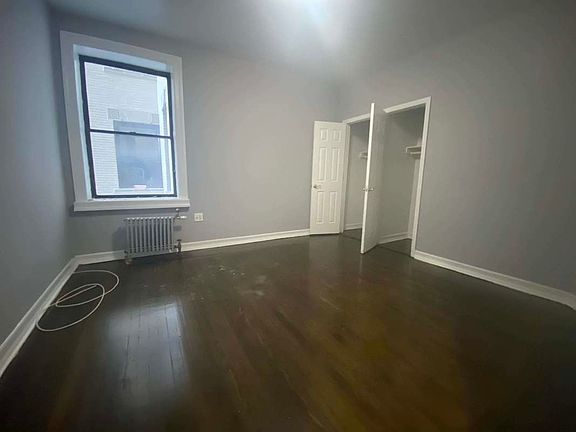 4th image of 418 W 130th St #56A