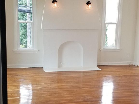 3rd image of 403 N Ogden Dr #0