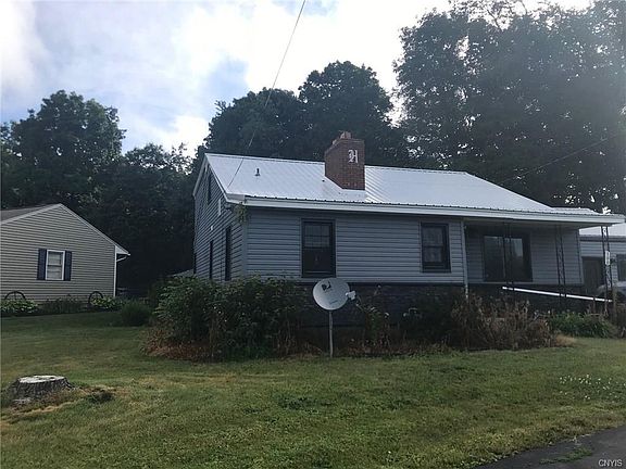 2nd image of 100 Mansfield Dr