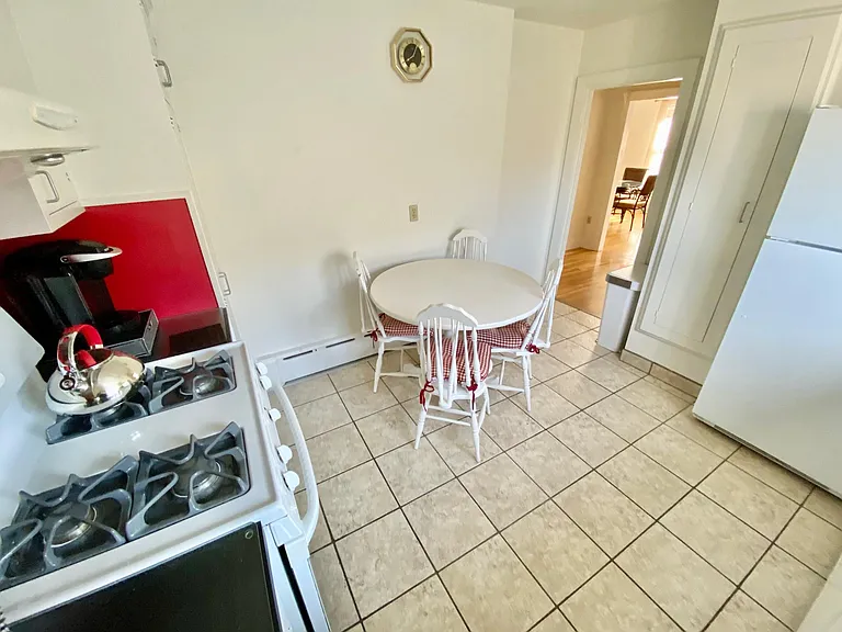 50 Webster St #14G — Photo 4