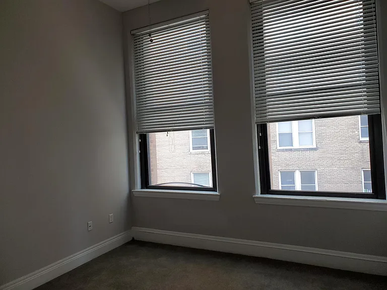 3755 Lindell Blvd #2C — Photo 5