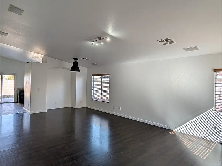 2266 Smokey Sky Dr — Photo 7