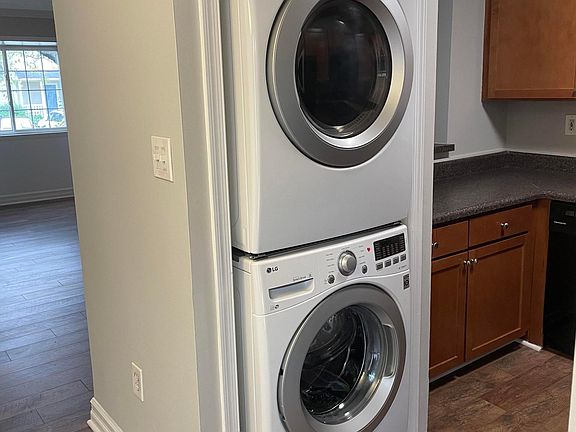Full Size Washer and Dryer
