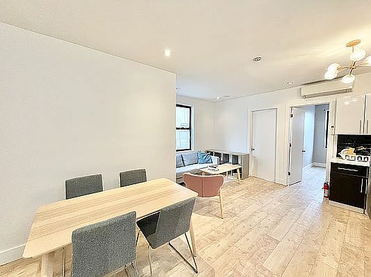 1st image of 907 Nostrand Ave #2