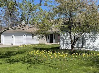 80 Flanders Rd, Woodbury, CT 06798