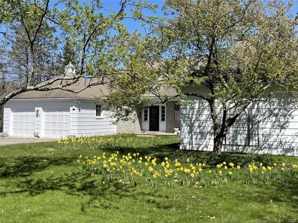 80 Flanders Road, Woodbury, CT 06798