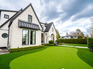 4643 Midlawn Dr, Burnaby, BC V5C 3P5
