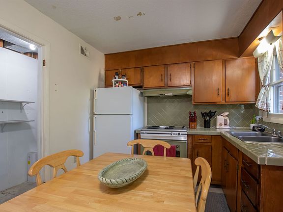 5th image of 243/241 Wildwood Dr