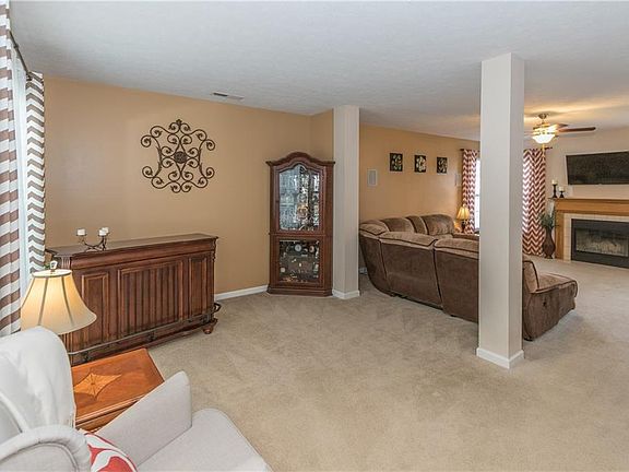 4th image of 12252 Carriage Stone Dr