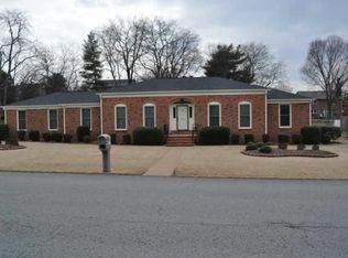 806 Fairway Dr, Fayetteville, TN 37334