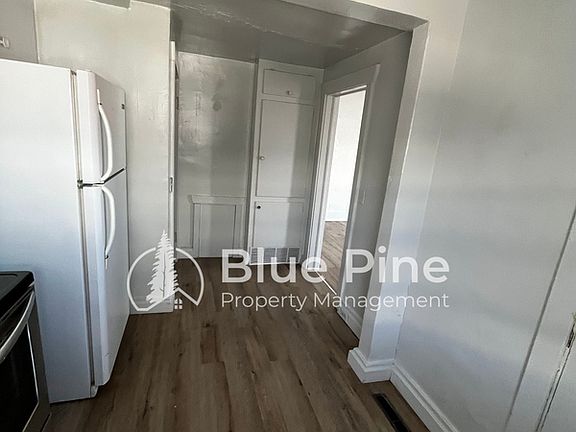 5th image of 252 N Shilling Ave Unit 1