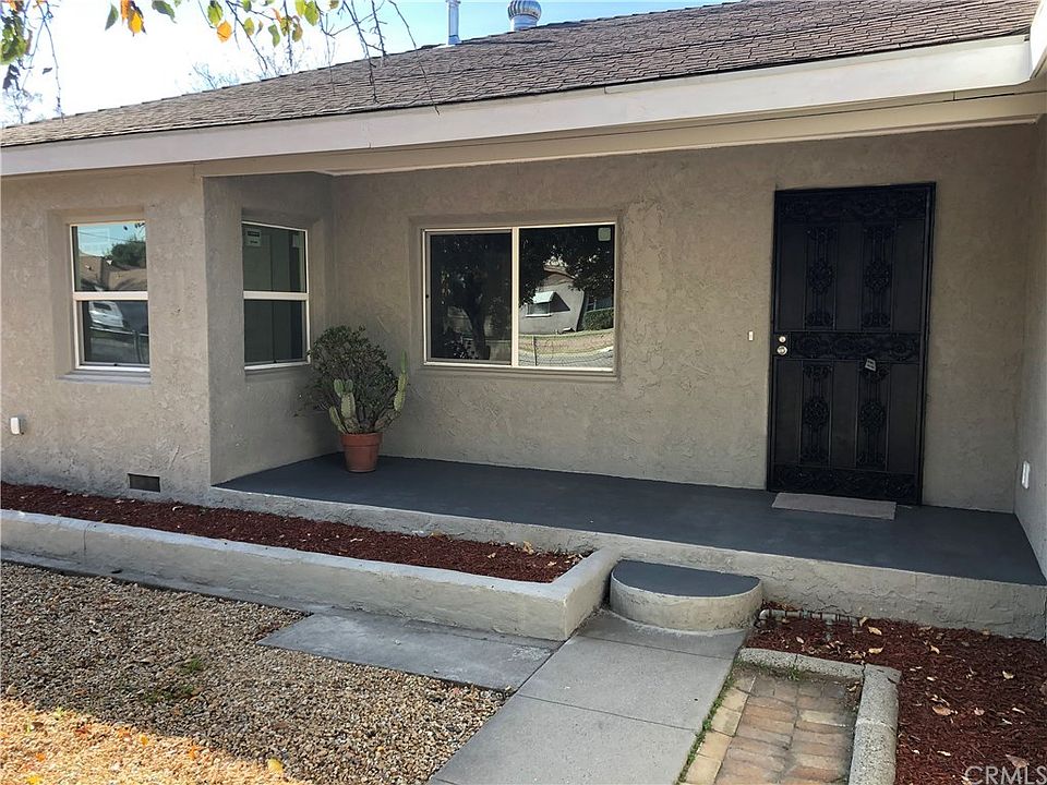 1st image of 3342 Acacia Ave