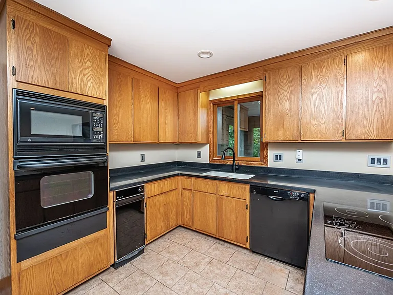 6022 Watch Harbour Rd — Photo 20