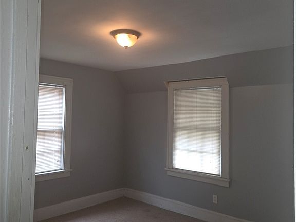 3rd image of 3609 Normandy Rd