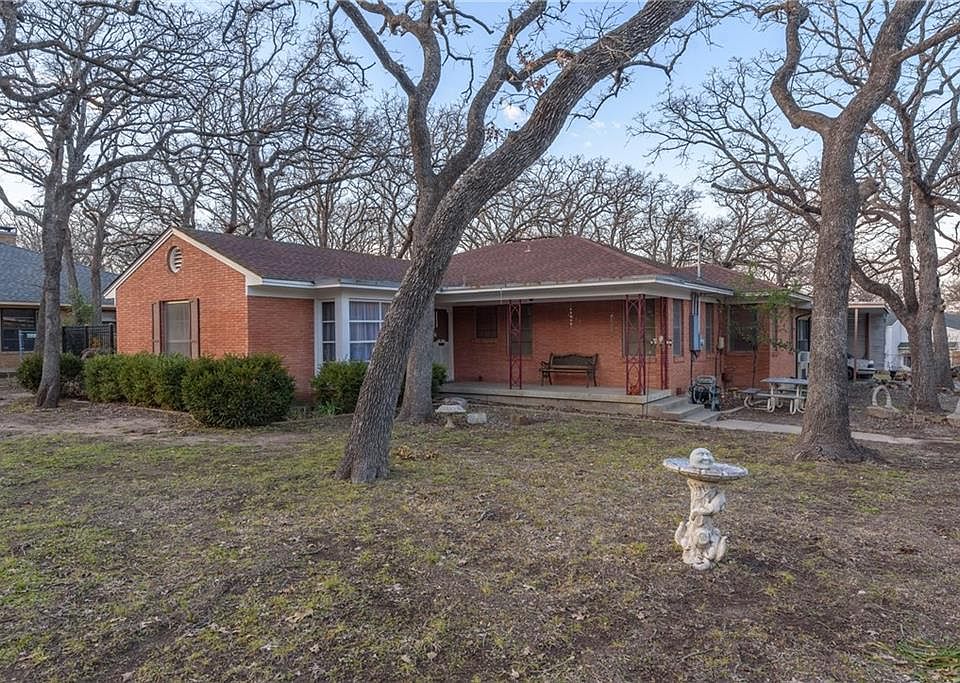 1st image of 1511 Laurelwood Dr