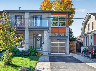 420 Athlone Ave, Ottawa, ON K1Z 5M5