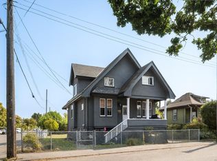 2393 Eastdowne Rd, Oak Bay, BC V8R 5P6