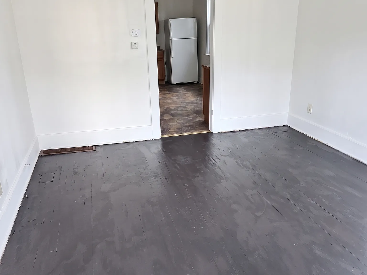 2 bed, 750 sqft, $750 — Photo 3