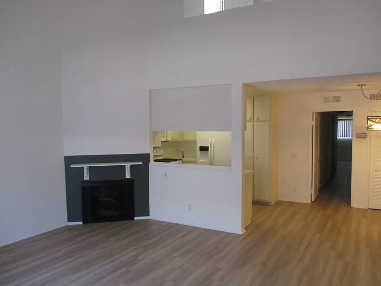 7005 Jordan Ave #209 — Photo 7