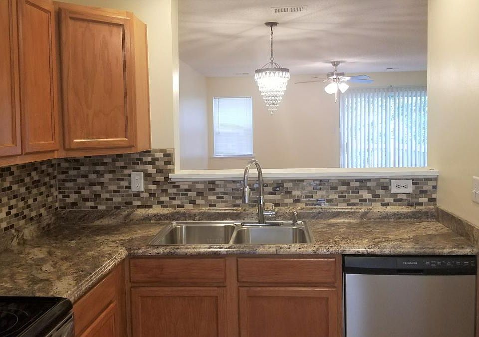 Family Room-1 - 15489 AW