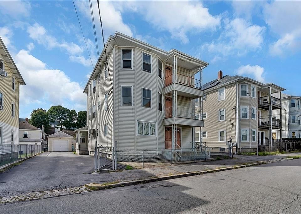 1st image of 6 Henry St