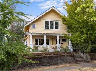 4017 SE Raymond St, Portland, OR 97202