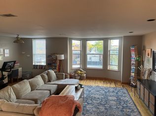 1224 W Belmont Ave #3, Chicago, IL 60657