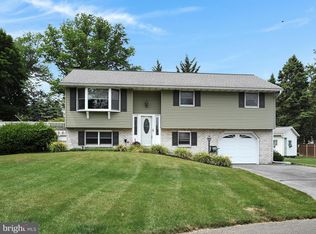 378 Dale Ave, Mountville, PA 17554