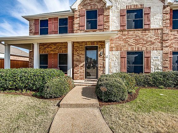 4th image of 1602 Baldcypress Ln