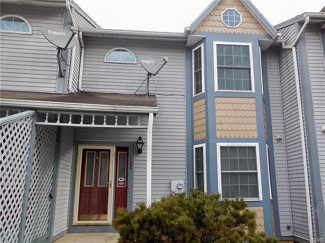 1st image of 120 Franklin Ct