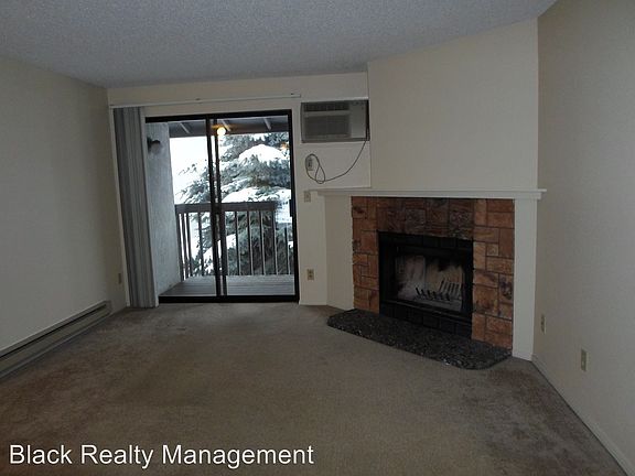 3rd image of 2201 S Southeast Blvd APT 2