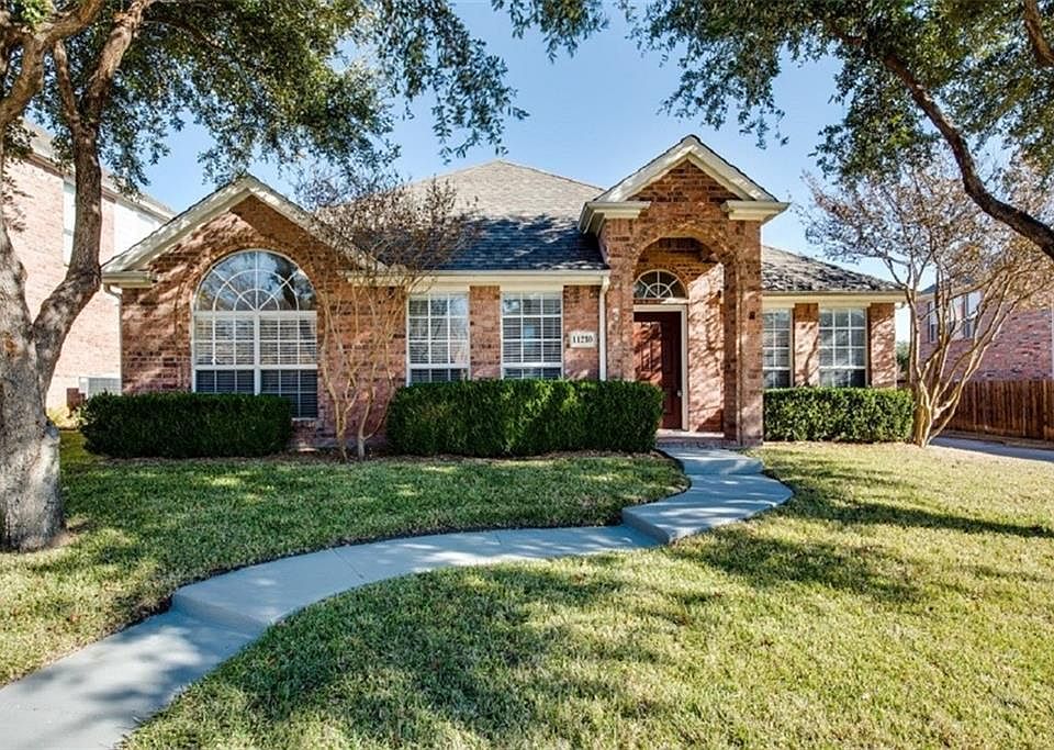 1st image of 11210 Balcones Dr