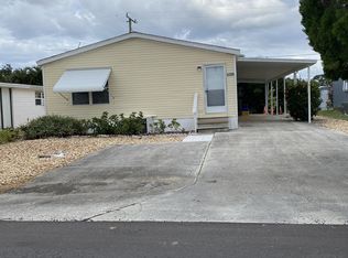 8135 SE Wren Ave, Hobe Sound, FL 33455
