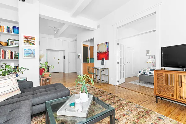 Sold by Compass | media 6