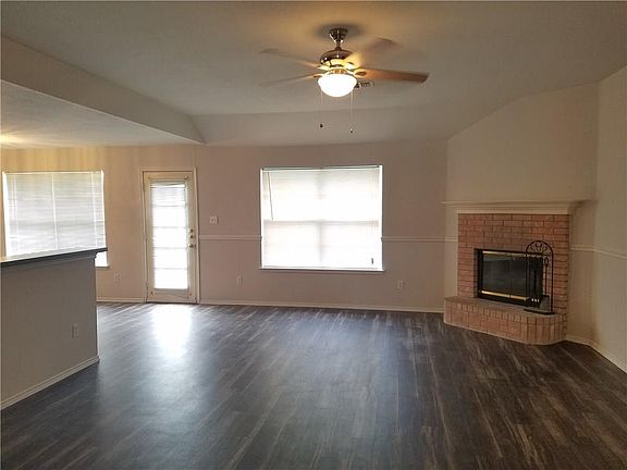 2nd image of 6018 Harwood Crossing Dr