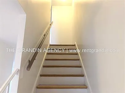 1801 Grandin Rd SW — Photo 13