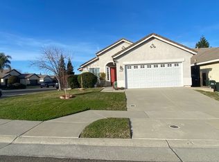 5701 Ridgepoint Dr, Antelope, CA 95843