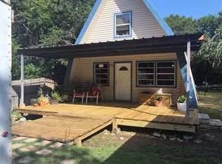 1015 Comanche Cove Dr, Granbury, TX 76048