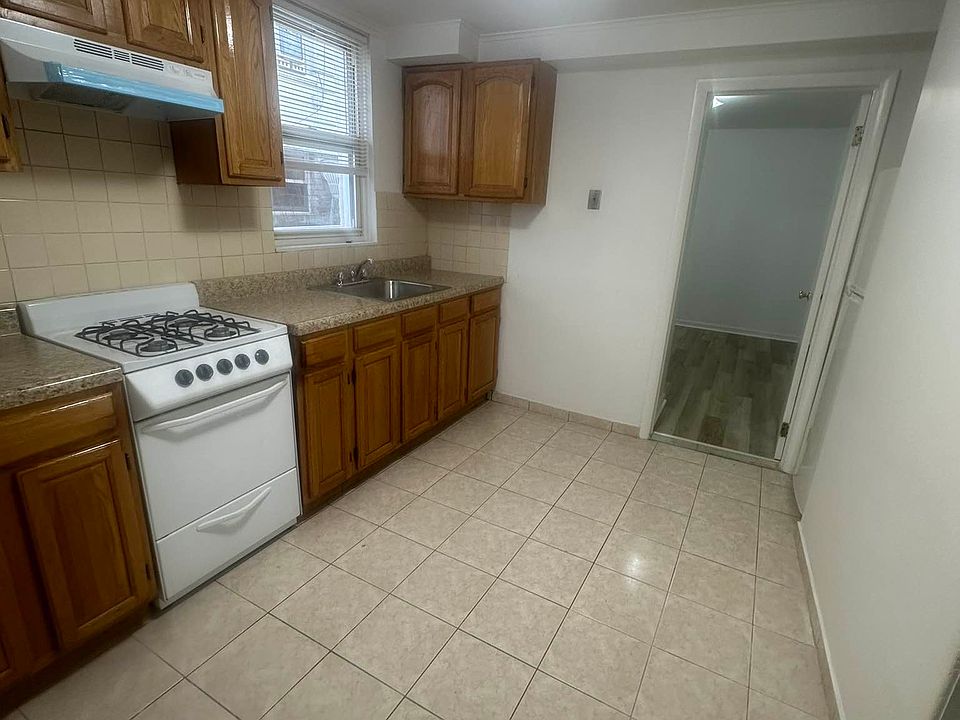 1st image of 925 72nd St Floor 1