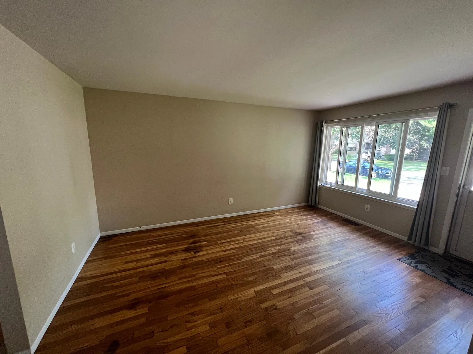 314 S Gainsborough Ave photo 1