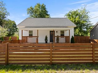 11 9th St, Greenville, SC 29611