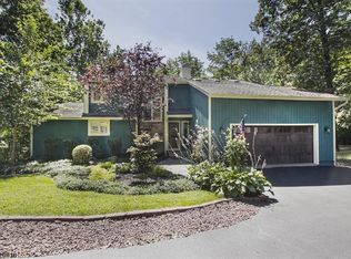 31 Mallard Dr, Hackettstown, NJ 07840
