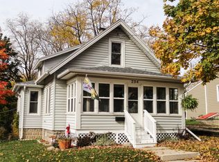 234 Waverly Pl, Waukesha, WI 53186