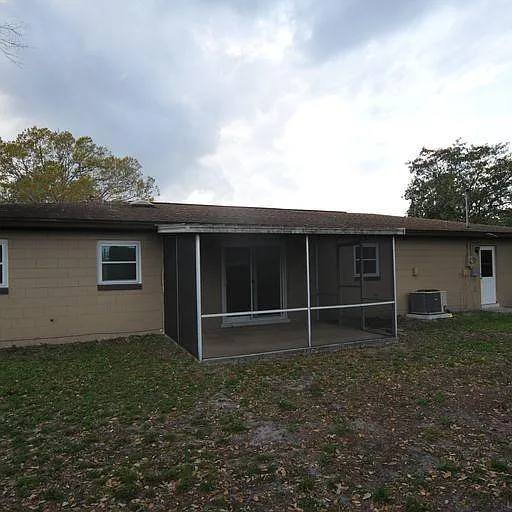 3 bed, 1400 sqft, $2,250 — Photo 4