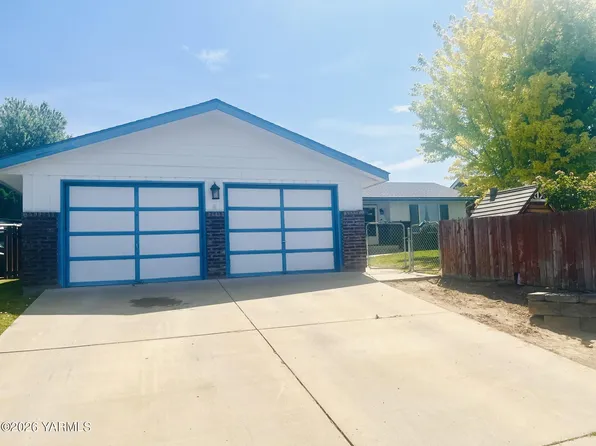 421 S 59th Ave, Yakima, WA 98908