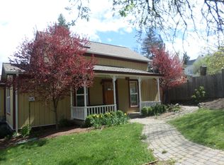 332 Harrison St, Ashland, OR