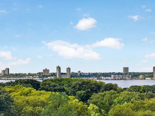 90 Riverside Drive image 1 of 25