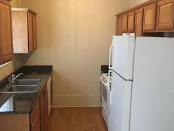 2nd image of 100 Prosper Dr APT 1