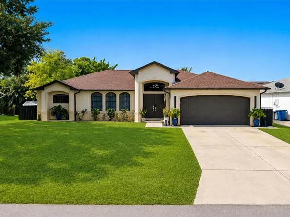 9052 Cypress DR N, FORT MYERS, FL 33967