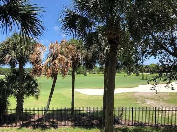 5035 Fairways Cir, Vero Beach, FL
